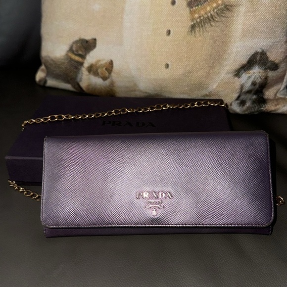 Price drop📣PRADA metallic purple wallet Saffiano leather rare BOX INCLUDED!💜 - Picture 10 of 12